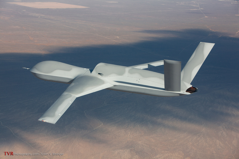 Illustration for article titled All These Jaw-Dropping Airplane Images Were Taken By This Flying Photog